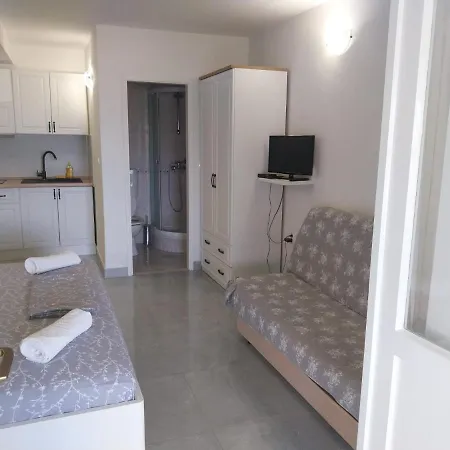 Apartments Lumbarda Exterior photo